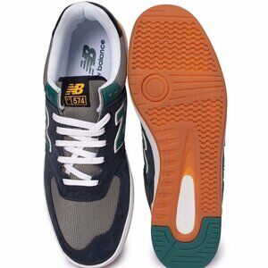NEW BALANCE Men's CT574 Sneakers Black Green NIB M 8 W 9.5